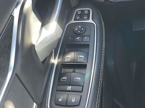 Used 2024 RAM 2500 Big Horn w/ Bed Utility Group image 12