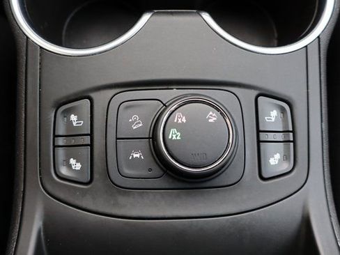 Used 2021 GMC Terrain SLE w/ Driver Convenience Package image 8