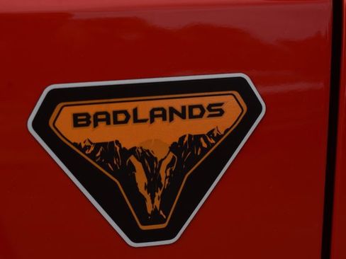 Used 2024 Ford Bronco Badlands AWD/4WD image 8