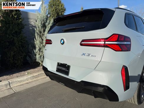 Used 2025 BMW X3 xDrive30i w/ Premium Package image 41