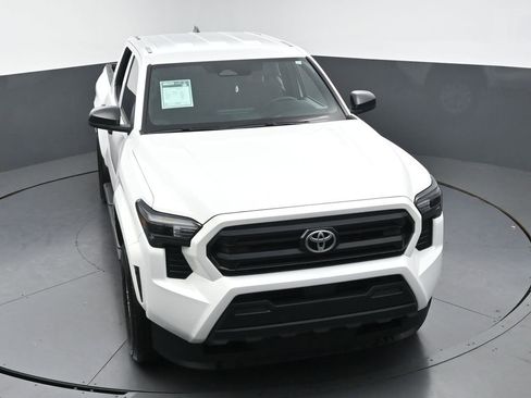 Used 2025 Toyota Tacoma SR RWD image 40