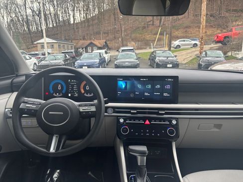 Used 2025 Hyundai Tucson SEL image 35