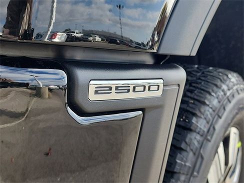 New 2026 GMC Sierra 2500 Denali w/ Denali Reserve Package image 12