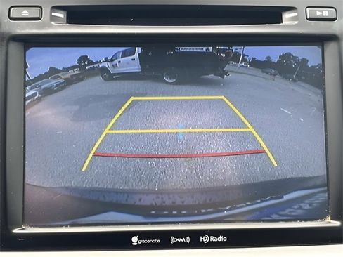 Used 2019 Toyota Highlander Limited image 27