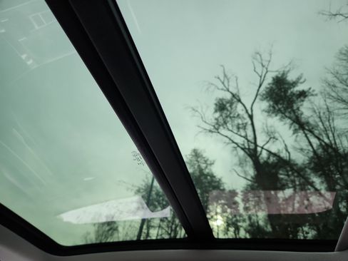 Used 2023 Audi Q8 Premium Plus image 28