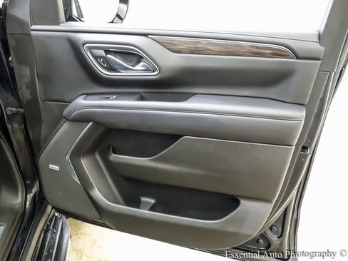 Used 2021 Chevrolet Tahoe LT w/ LT Signature Package image 27