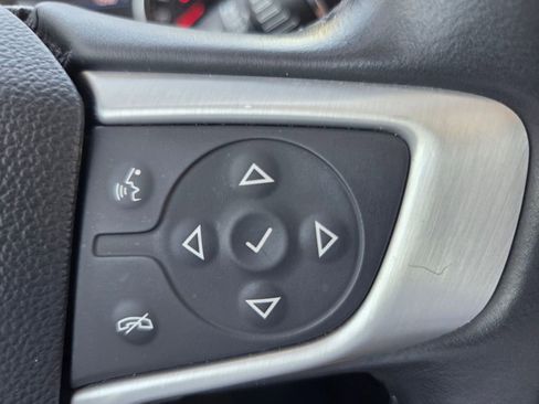 Used 2022 GMC Acadia SLT w/ Elevation Edition FWD image 19