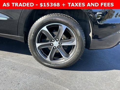 Used 2019 Buick Enclave Essence image 10