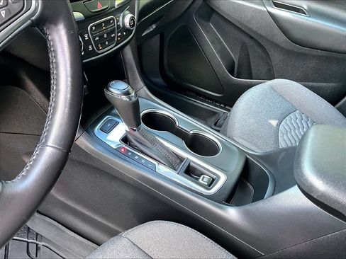 Used 2021 Chevrolet Equinox LT AWD/4WD image 19
