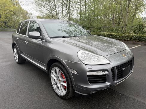 Used 2008 Porsche Cayenne Turbo image 3