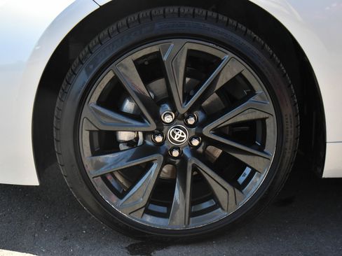 Used 2026 Toyota Corolla SE w/ SE Package FWD image 12