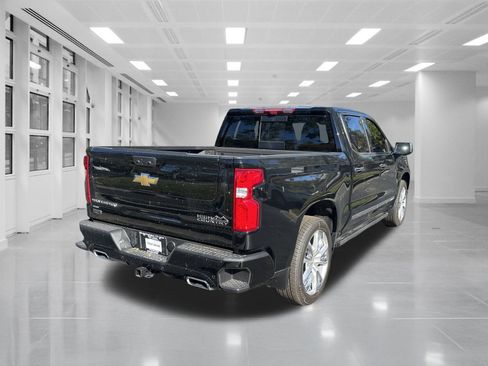 New 2025 Chevrolet Silverado 1500 High Country AWD/4WD image 5