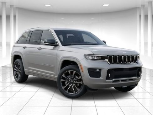 New 2025 Jeep Grand Cherokee Overland w/ Adv Protech Group III image 5