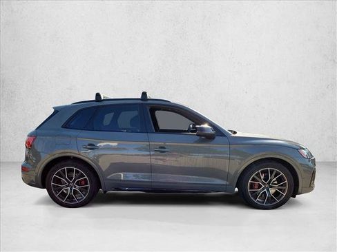 Used 2024 Audi SQ5 Prestige w/ Prestige Package AWD/4WD image 4