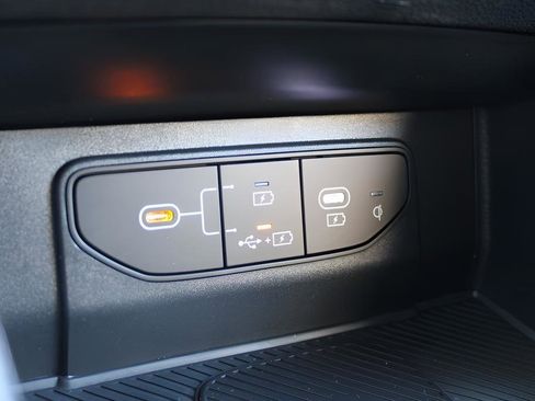 New 2026 Kia Sportage X-Line w/ X-Line Premium Package image 23