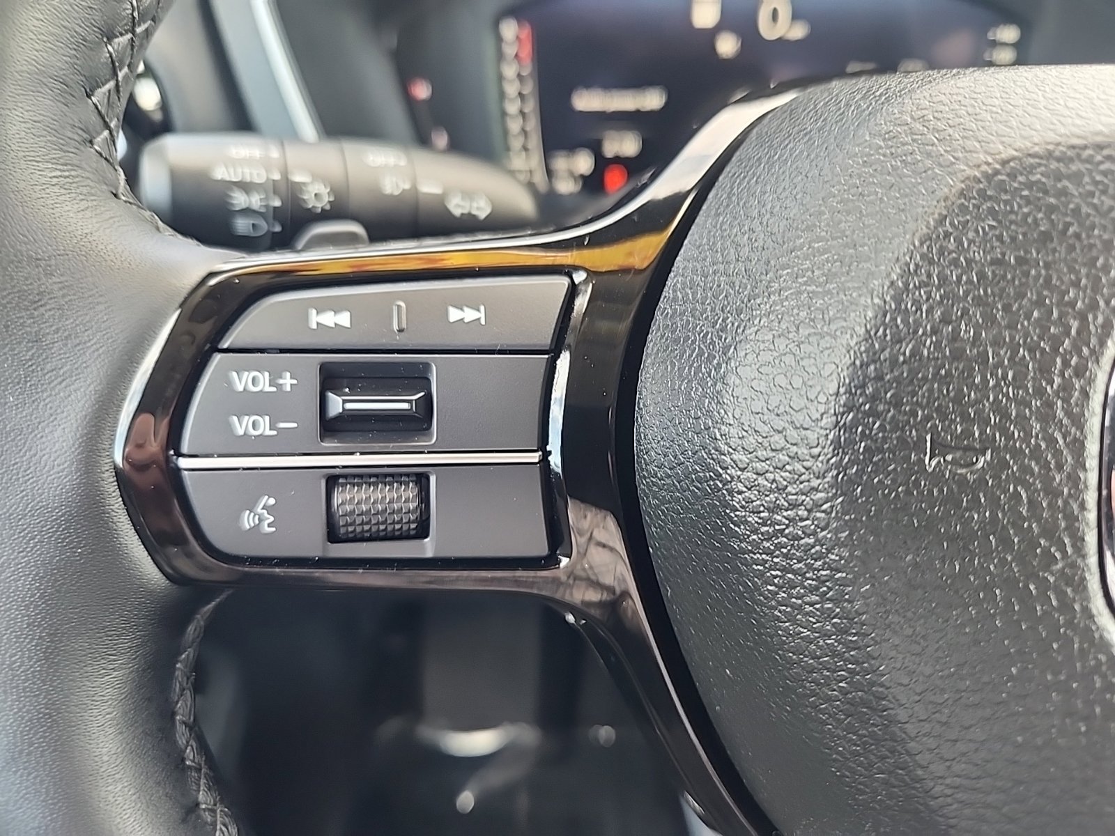 Used 2025 Honda Pilot Elite image 21
