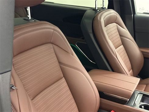 New 2026 Lincoln Nautilus Reserve w/ Jet Appearance Package image 11