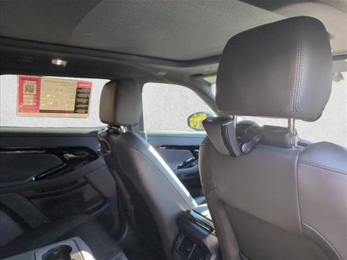 Used 2024 Land Rover Range Rover Evoque S image 21