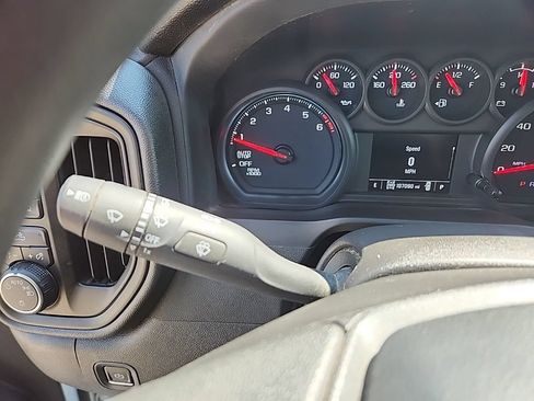Certified 2022 Chevrolet Silverado 1500 Custom AWD/4WD image 13