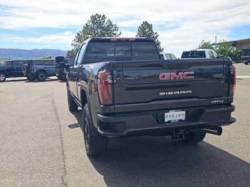 New 2026 GMC Sierra 3500 AT4 w/ AT4 Premium Plus Package AWD/4WD image 8