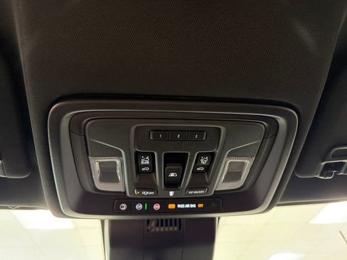 New 2026 GMC Sierra 2500 AT4 w/ AT4 Premium Plus Package AWD/4WD image 16
