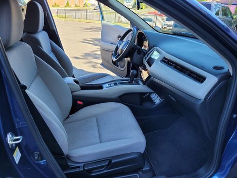 Used 2016 Honda HR-V EX image 12