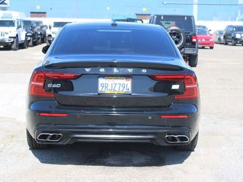 Used 2021 Volvo S60 T8 R-Design AWD/4WD image 4