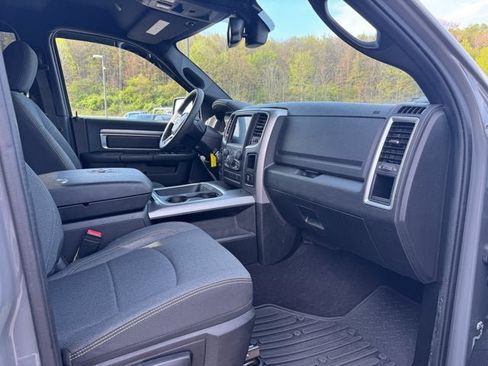 Used 2022 RAM 1500 Classic Warlock w/ Ceramic Gray Warlock Package AWD/4WD image 14