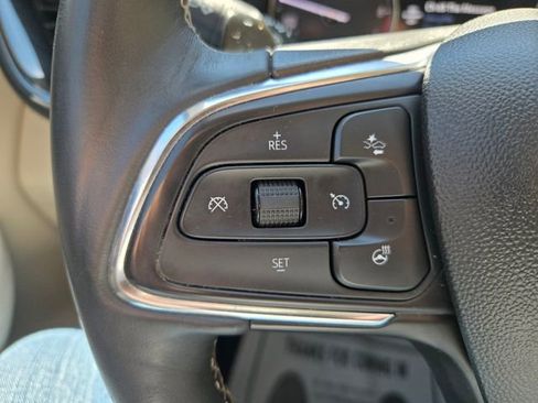 Used 2023 Buick Envision Essence FWD image 20