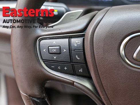 Used 2021 Lexus ES 350 w/ Premium Package FWD image 15