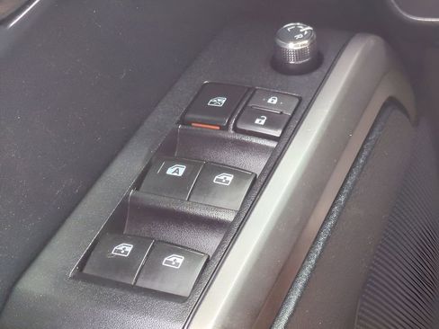 Certified 2016 Toyota Tacoma SR5 w/ Towing Package image 23