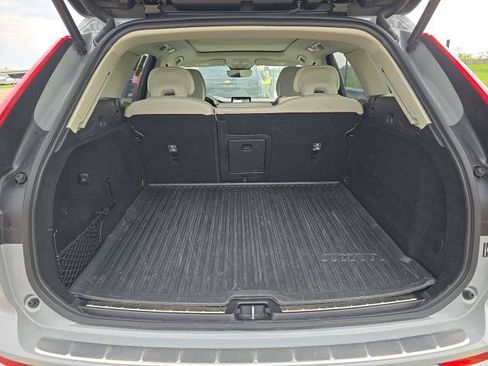 Used 2026 Volvo XC60 B5 Ultra AWD/4WD image 7