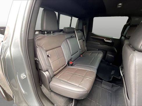 Used 2026 Chevrolet Silverado 1500 High Country w/ High Country Premium Package AWD/4WD image 50