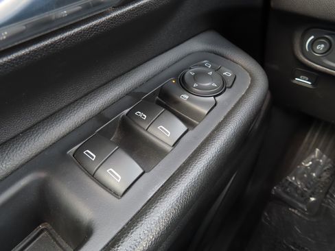 Used 2024 GMC Terrain AT4 image 20