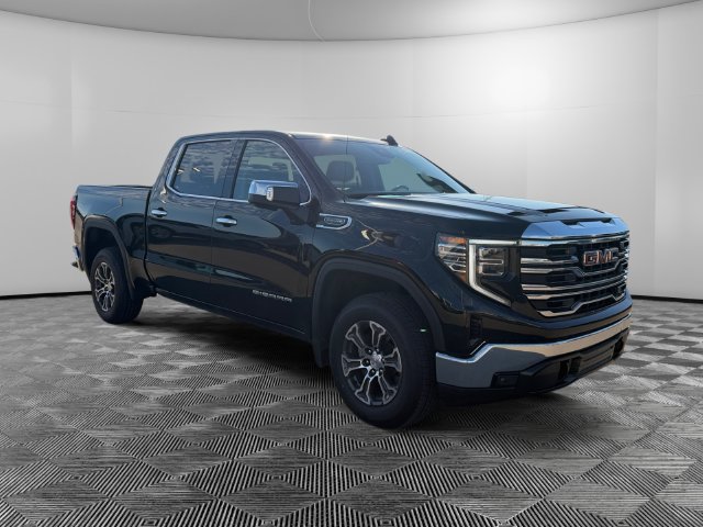 Used 2025 GMC Sierra 1500 SLT RWD image 7