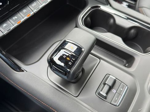 New 2026 GMC Sierra 1500 AT4 AWD/4WD image 19