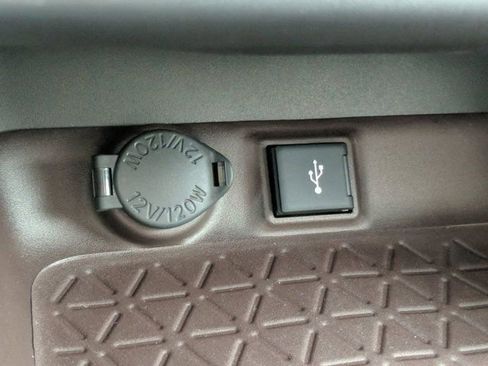 Used 2020 Toyota RAV4 Limited w/ Limited Grade Weather Package AWD/4WD image 23