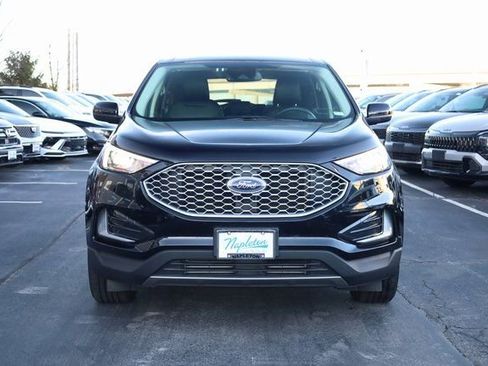 Used 2024 Ford Edge SEL image 3