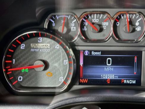Used 2016 GMC Sierra 1500 SLE w/ All-Terrain Package AWD/4WD image 13