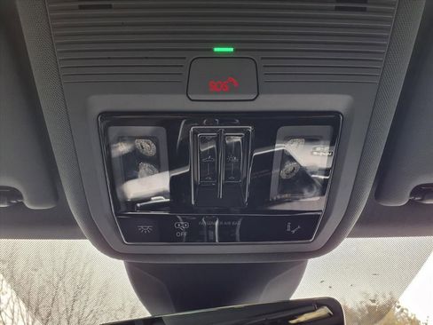 Used 2024 Audi Q4 e-tron Premium Plus w/ Premium Plus image 20