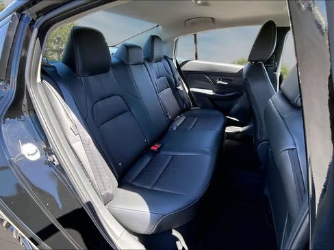 New 2027 Nissan Sentra SR w/ SR Premium Package FWD image 8