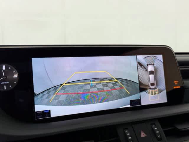 Used 2020 Lexus ES 350 Ultra Luxury w/ Accessory Package FWD image 17