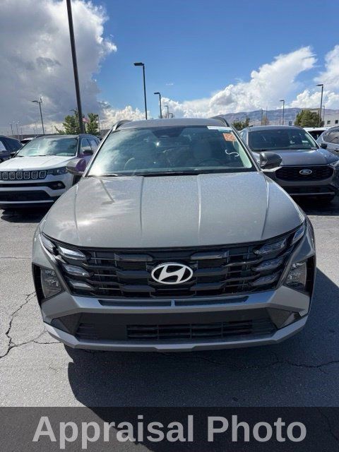 Used 2026 Hyundai Tucson SEL Plus FWD image 2