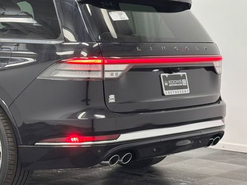 New 2026 Lincoln Aviator Black Label AWD/4WD image 7