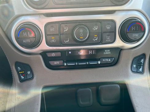 Used 2018 GMC Yukon XL SLT w/ Open Road Package image 13