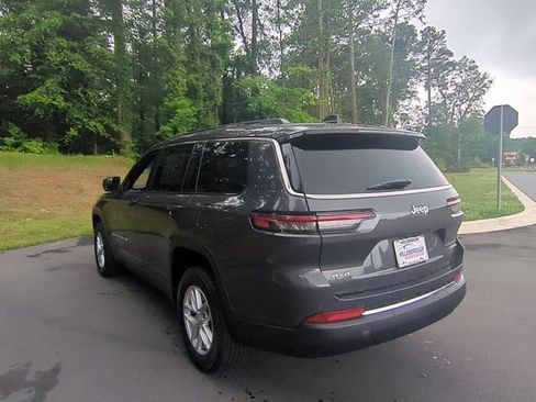 New 2025 Jeep Grand Cherokee L Laredo w/ Luxury Tech Group I AWD/4WD image 13