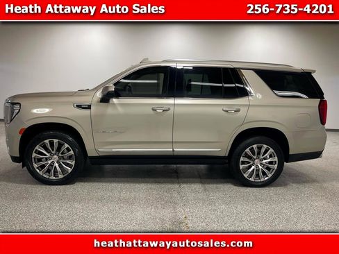 Used 2021 GMC Yukon Denali w/ Denali Premium Package image 1
