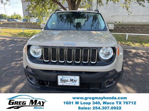 Used 2015 Jeep Renegade Latitude w/ Popular Equipment Group FWD image 8