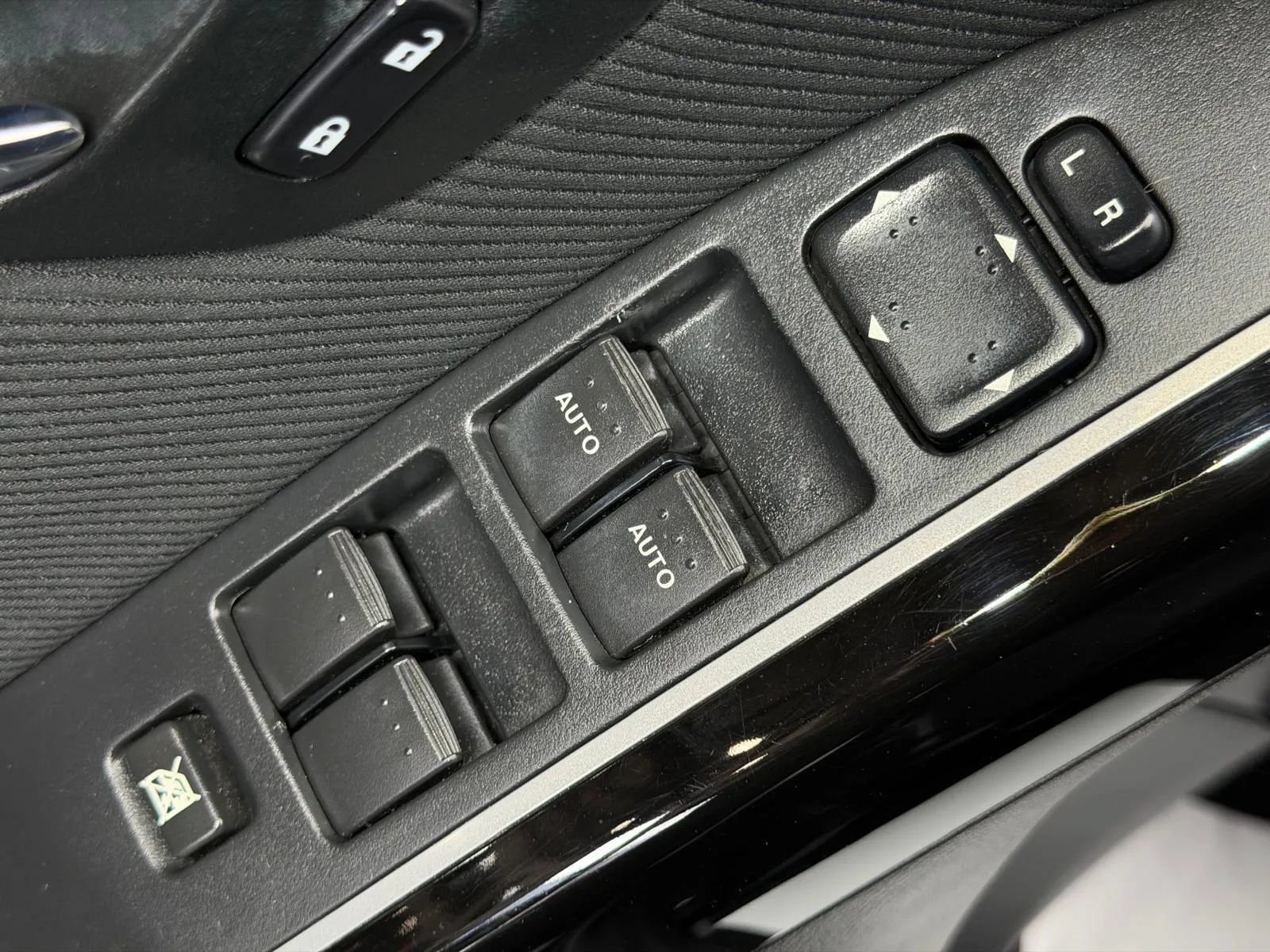 Used 2011 MAZDA CX-9 Sport FWD image 27