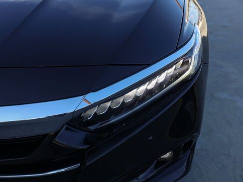 Used 2021 Honda Accord EX-L image 10